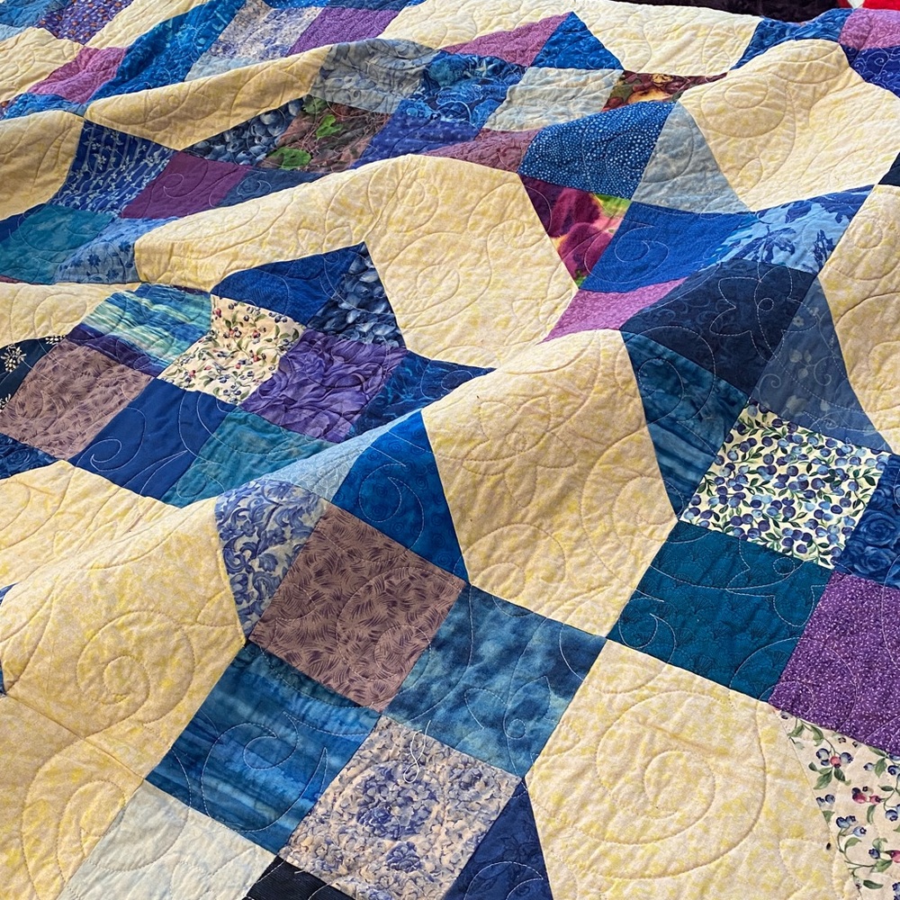 Patchwork Quilt with Blue and Purple Accents - Full - Picture 9 of 10